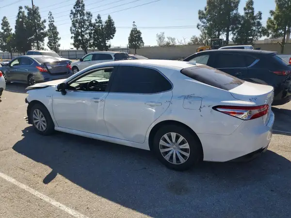 4T1C31AK8LU528792 2020 TOYOTA CAMRY - Image 2
