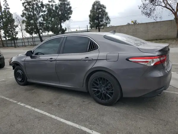 4T1C31AK8LU540750 2020 TOYOTA CAMRY - Image 2