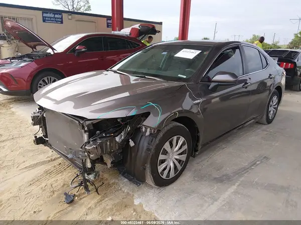 4T1C31AK8LU541042 2020 TOYOTA CAMRY - Image 2