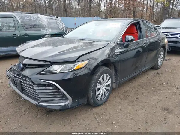 4T1C31AK8MU554259 2021 TOYOTA CAMRY - Image 2