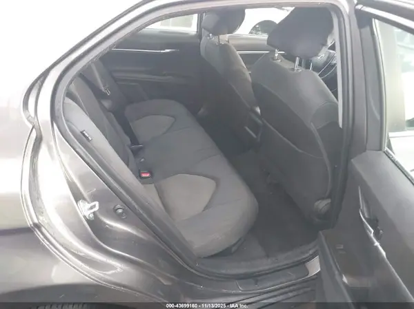 4T1C31AK8MU559235 2021 TOYOTA CAMRY - Image 8