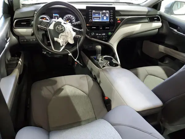 4T1C31AK8MU563463 2021 TOYOTA CAMRY - Image 8