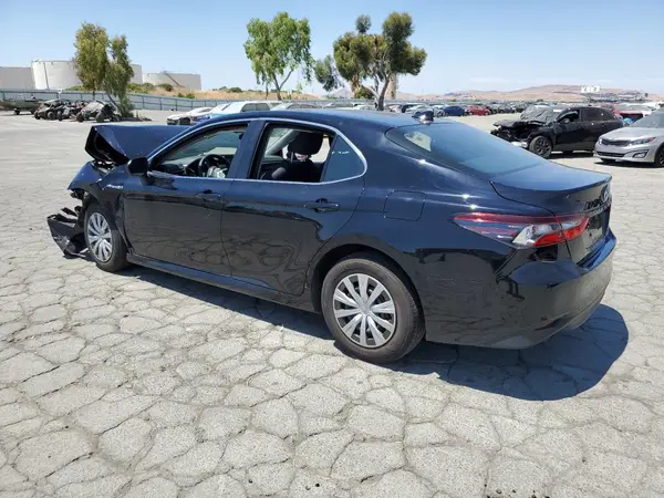4T1C31AK8MU569893 2021 TOYOTA CAMRY - Image 2