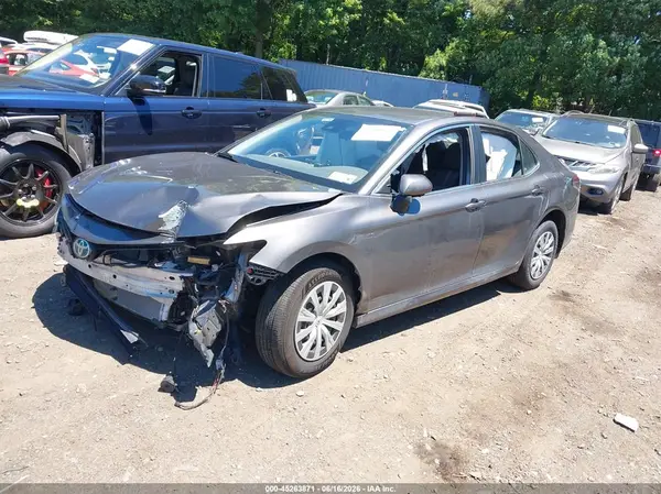 4T1C31AK8NU570298 2022 TOYOTA CAMRY - Image 2