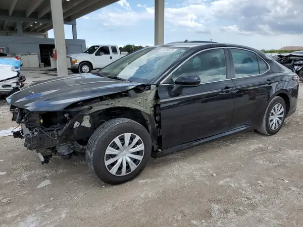 4T1C31AK8NU579065 2022 TOYOTA CAMRY - Image 1