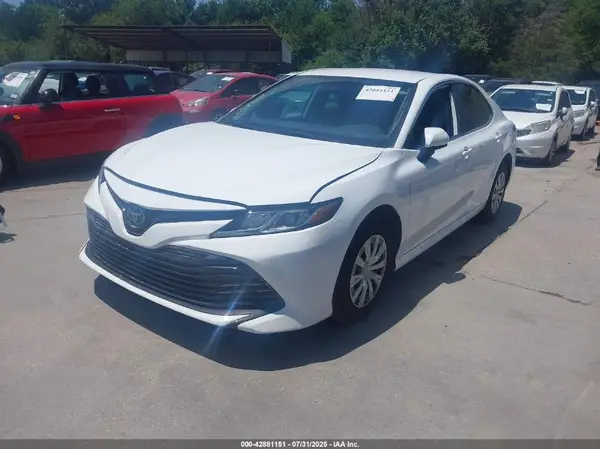 4T1C31AK8NU579485 2022 TOYOTA CAMRY - Image 2