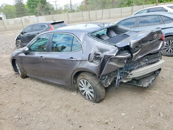 4T1C31AK8NU589739 2022 TOYOTA CAMRY - Image 2