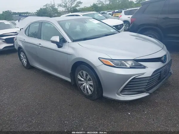 4T1C31AK8NU598893 2022 TOYOTA CAMRY - Image 1