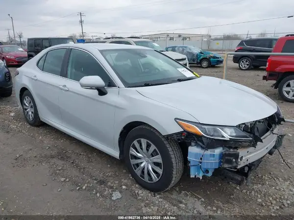 4T1C31AK8PU052114 2023 TOYOTA CAMRY - Image 1