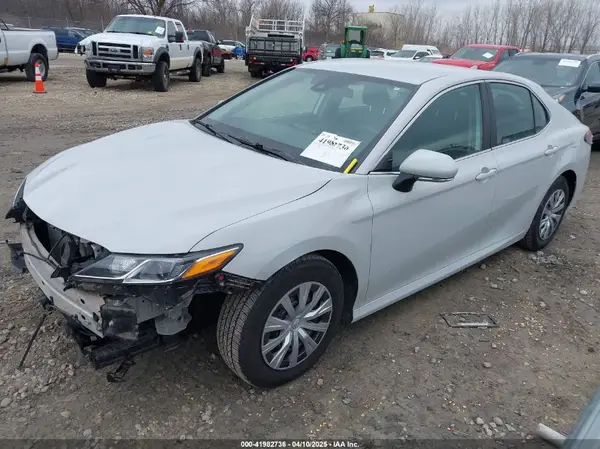 4T1C31AK8PU052114 2023 TOYOTA CAMRY - Image 2