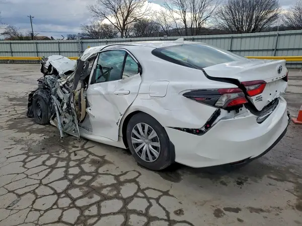 4T1C31AK8PU616974 2023 TOYOTA CAMRY - Image 2
