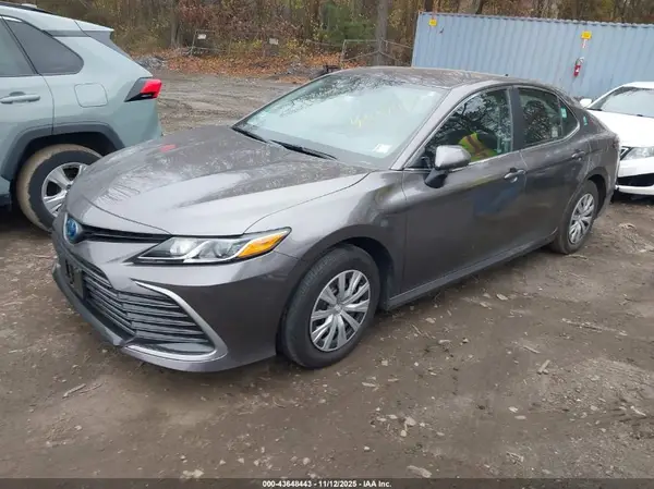 4T1C31AK8RU061608 2024 TOYOTA CAMRY - Image 2