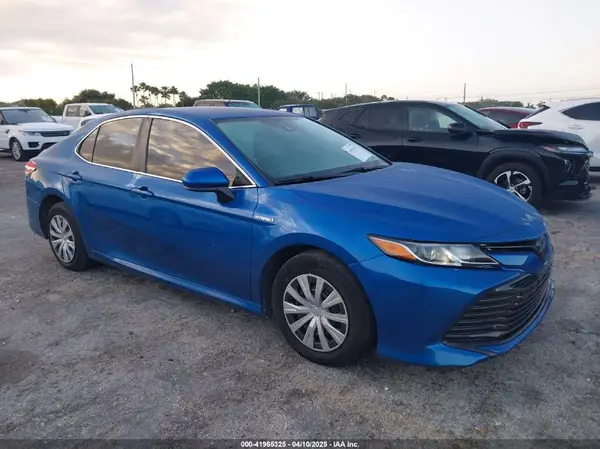 4T1C31AK9LU016815 2020 TOYOTA CAMRY - Image 1