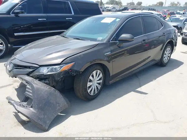 4T1C31AK9LU530647 2020 TOYOTA CAMRY - Image 2