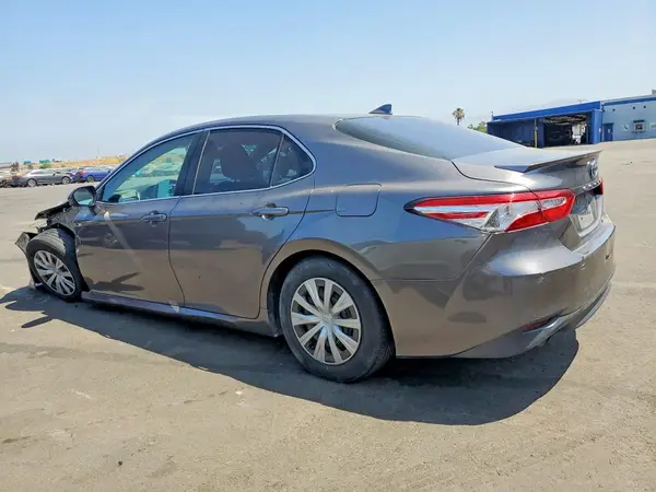 4T1C31AK9LU536514 2020 TOYOTA CAMRY - Image 2