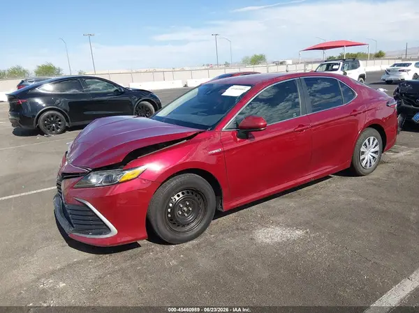 4T1C31AK9MU547739 2021 TOYOTA CAMRY - Image 2