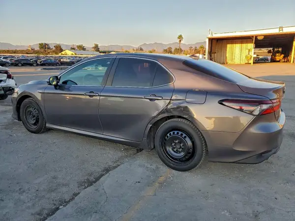 4T1C31AK9MU551192 2021 TOYOTA CAMRY - Image 2
