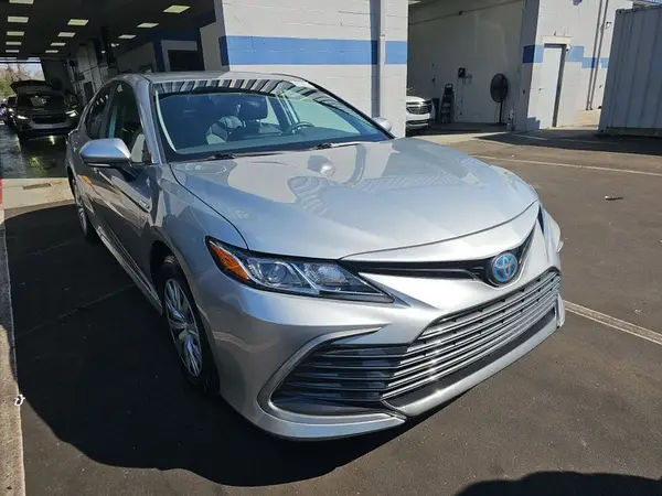 4T1C31AK9MU551547 2021 TOYOTA CAMRY - Image 1
