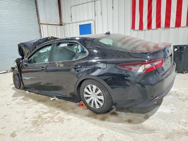 4T1C31AK9MU563567 2021 TOYOTA CAMRY - Image 2