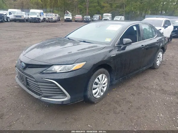 4T1C31AK9MU565657 2021 TOYOTA CAMRY - Image 2