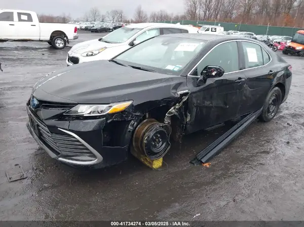 4T1C31AK9MU566159 2021 TOYOTA CAMRY - Image 2