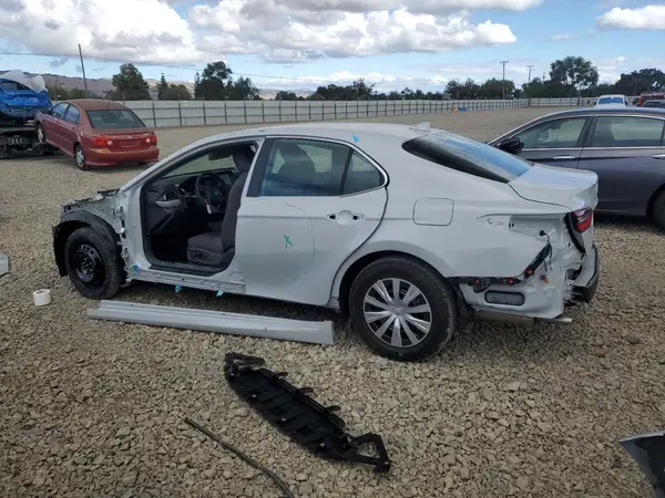 4T1C31AK9NU034072 2022 TOYOTA CAMRY - Image 2