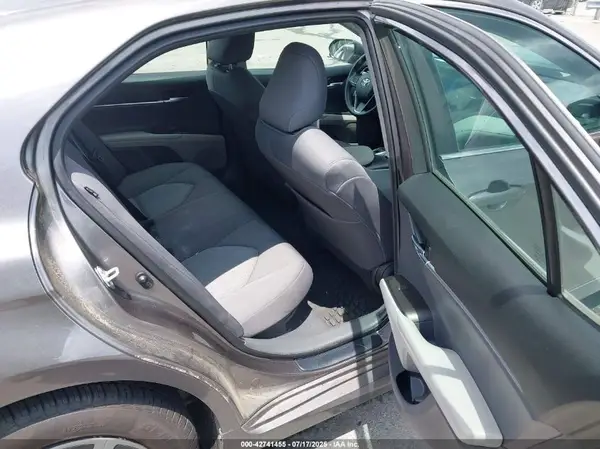 4T1C31AK9NU036999 2022 TOYOTA CAMRY - Image 8
