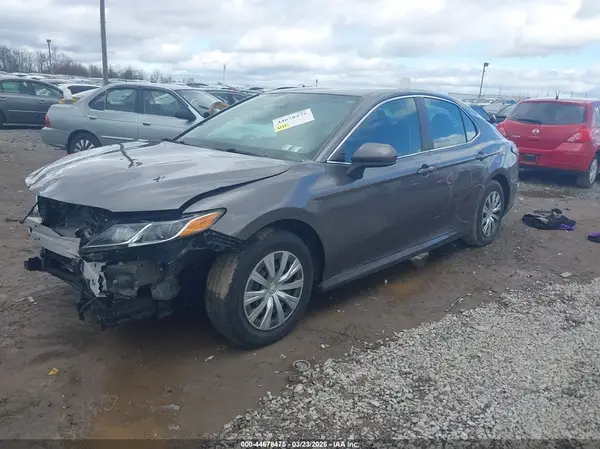 4T1C31AK9NU038932 2022 TOYOTA CAMRY - Image 2