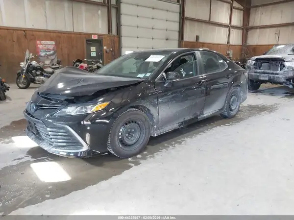 4T1C31AK9NU042964 2022 TOYOTA CAMRY - Image 2