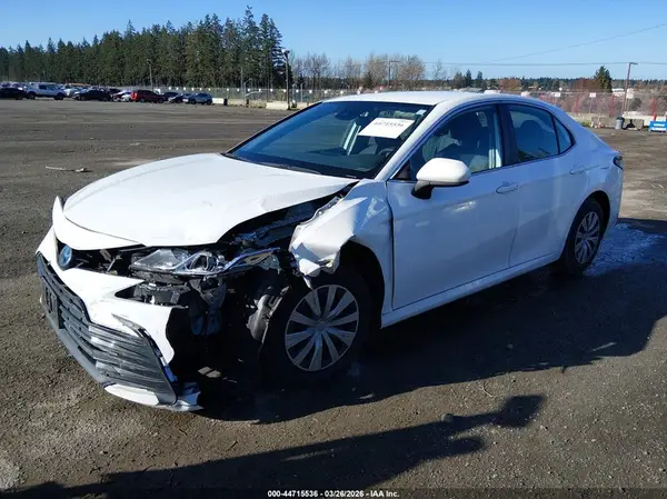 4T1C31AK9NU571377 2022 TOYOTA CAMRY - Image 2
