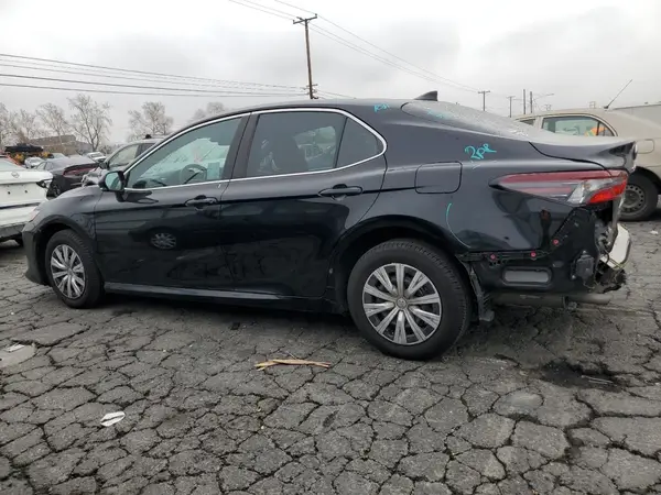 4T1C31AK9NU575753 2022 TOYOTA CAMRY - Image 2