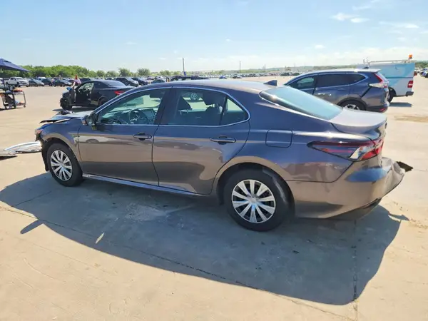 4T1C31AK9NU598692 2022 TOYOTA CAMRY - Image 2