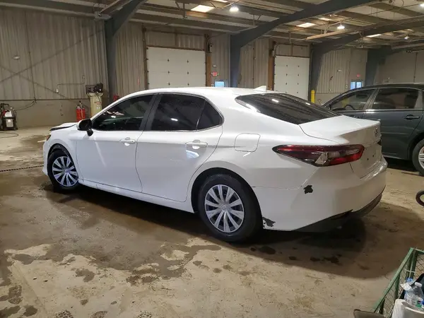 4T1C31AK9PU600315 2023 TOYOTA CAMRY - Image 2