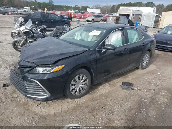 4T1C31AK9PU604445 2023 TOYOTA CAMRY - Image 2