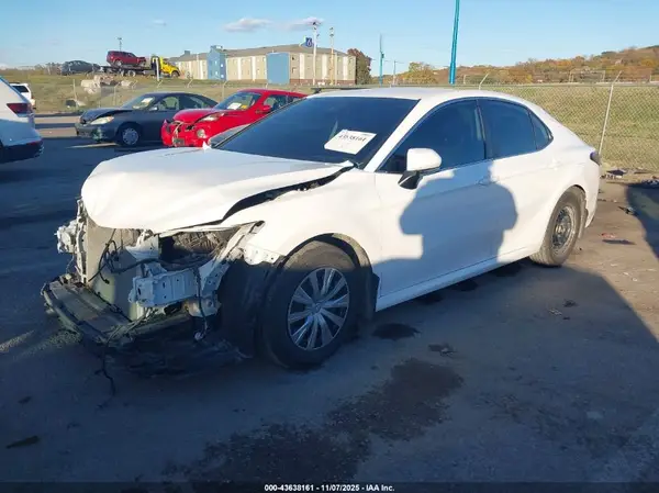 4T1C31AK9PU607023 2023 TOYOTA CAMRY - Image 2