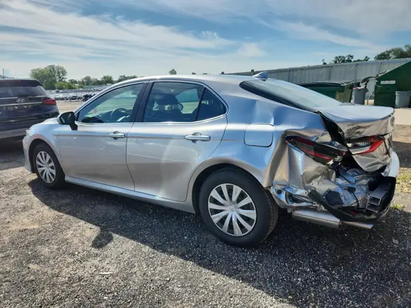 4T1C31AK9PU608446 2023 TOYOTA CAMRY - Image 2