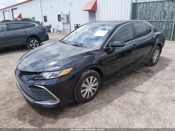 4T1C31AK9PU611492 2023 TOYOTA CAMRY - Image 2