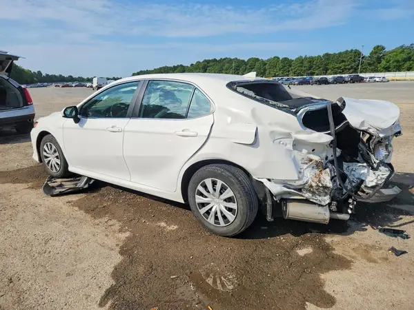 4T1C31AK9PU615509 2023 TOYOTA CAMRY - Image 2