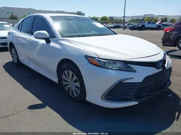 4T1C31AK9RU626416 2024 TOYOTA CAMRY - Image 1