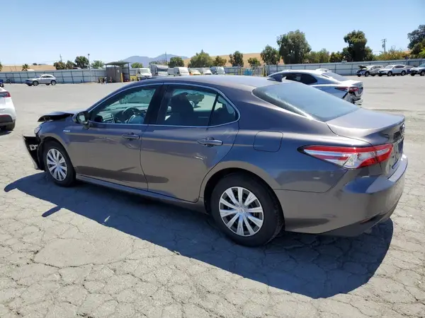 4T1C31AKXLU012241 2020 TOYOTA CAMRY - Image 2