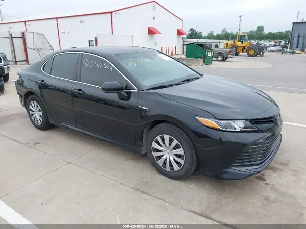 4T1C31AKXLU013681 2020 TOYOTA CAMRY - Image 1