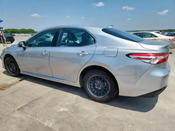 4T1C31AKXLU018881 2020 TOYOTA CAMRY - Image 2