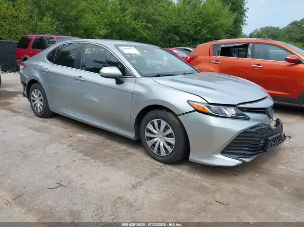 4T1C31AKXLU523870 2020 TOYOTA CAMRY - Image 1