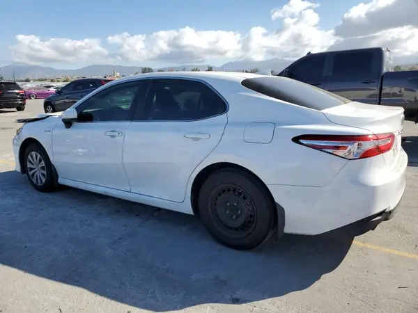 4T1C31AKXLU526526 2020 TOYOTA CAMRY - Image 2
