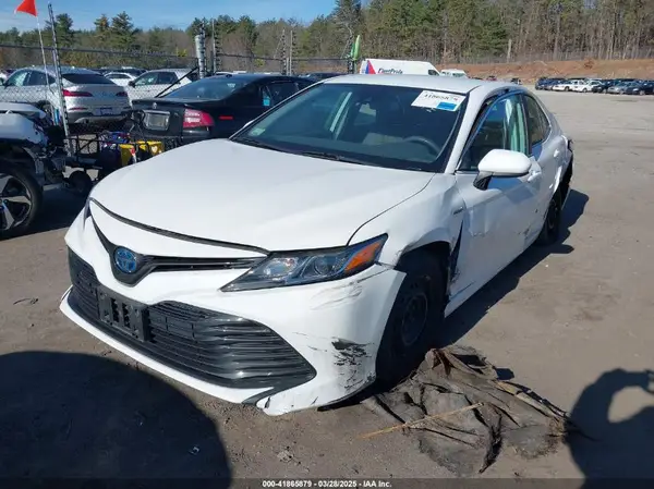 4T1C31AKXLU527708 2020 TOYOTA CAMRY - Image 2