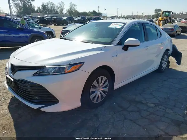 4T1C31AKXLU531127 2020 TOYOTA CAMRY - Image 2