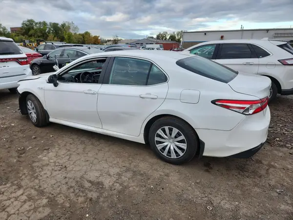 4T1C31AKXLU537137 2020 TOYOTA CAMRY - Image 2