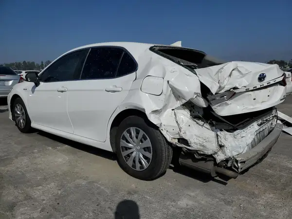 4T1C31AKXLU538093 2020 TOYOTA CAMRY - Image 2