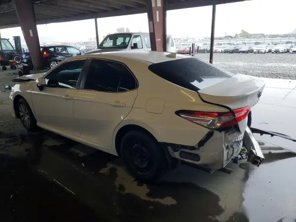 4T1C31AKXLU539938 2020 TOYOTA CAMRY - Image 2