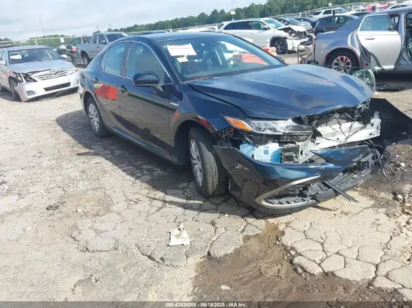 4T1C31AKXMU561164 2021 TOYOTA CAMRY - Image 1